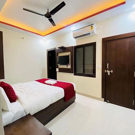 Hotel Grill Inn Lucknow Buitenkant foto